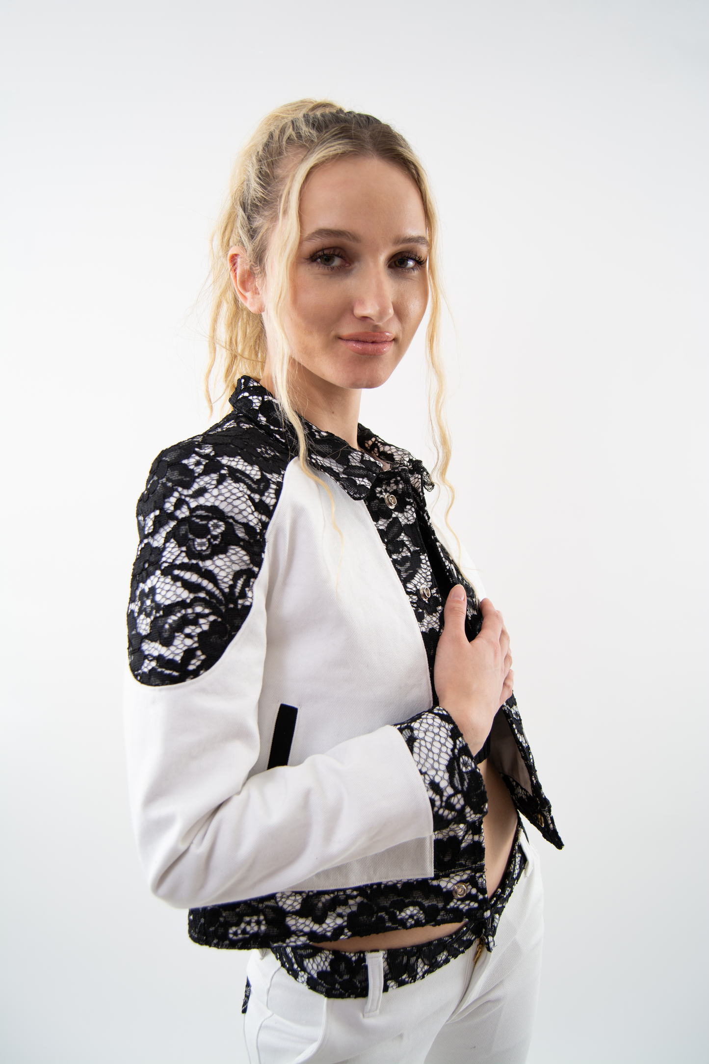 Beatrix Jacket (White)