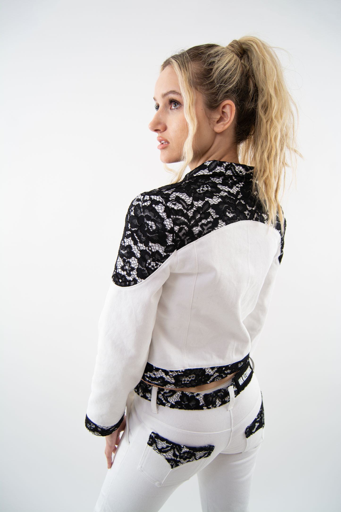 Beatrix Jacket (White)