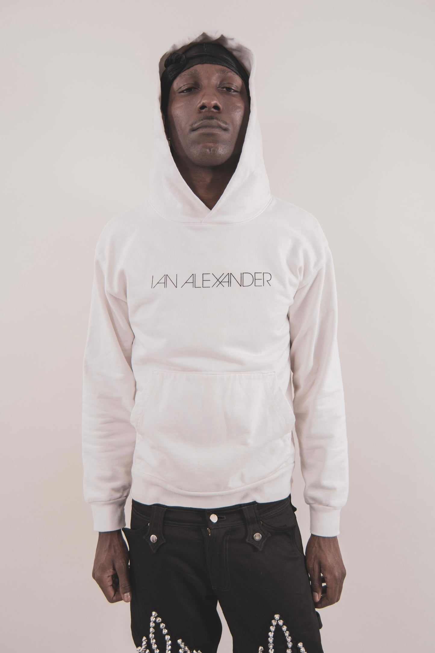 LOGO HOODIE